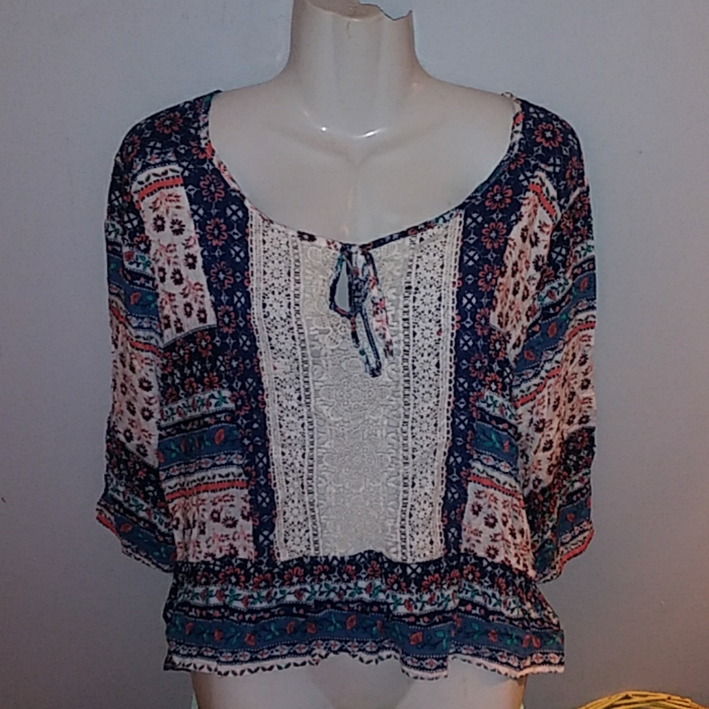 EUC Jolt Jr Sz XL Hi-Lo Shirt